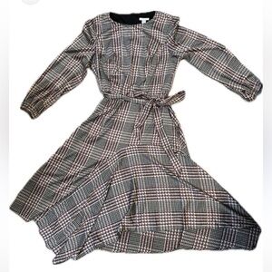 London Times Silky Houndstooth Asymmetrical Dress
